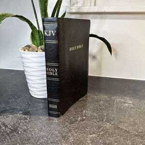 Vintage Black Leatherette Holman KJV Holy‎ Bible Red Letter Edition W Maps